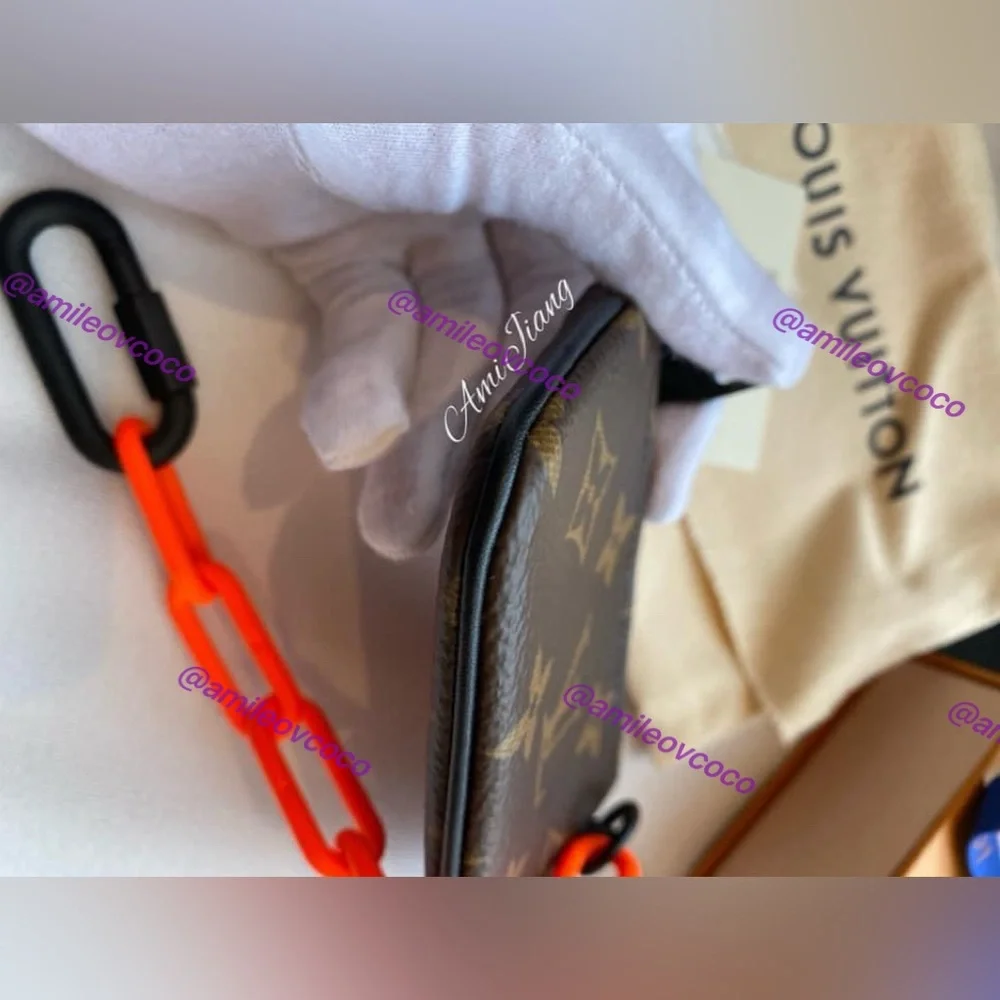 🦄Unicorn! LOUIS VUITTON x VIRGIL ABLOH POCHETTE CLE MONOGRAM Coin/Card holder🦄 - Picture 6 of 8
